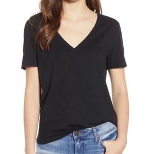 Nordstrom BP V-Neck Short Sleeve Tee Black Size Medium NWOT
